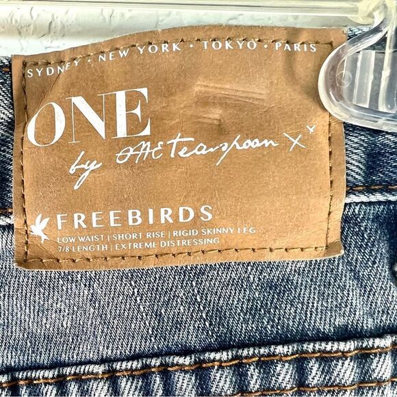 One Teaspoon Freebirds Ford Low Rise Relaxed Fit Distressed Jeans - Picture 10 of 12